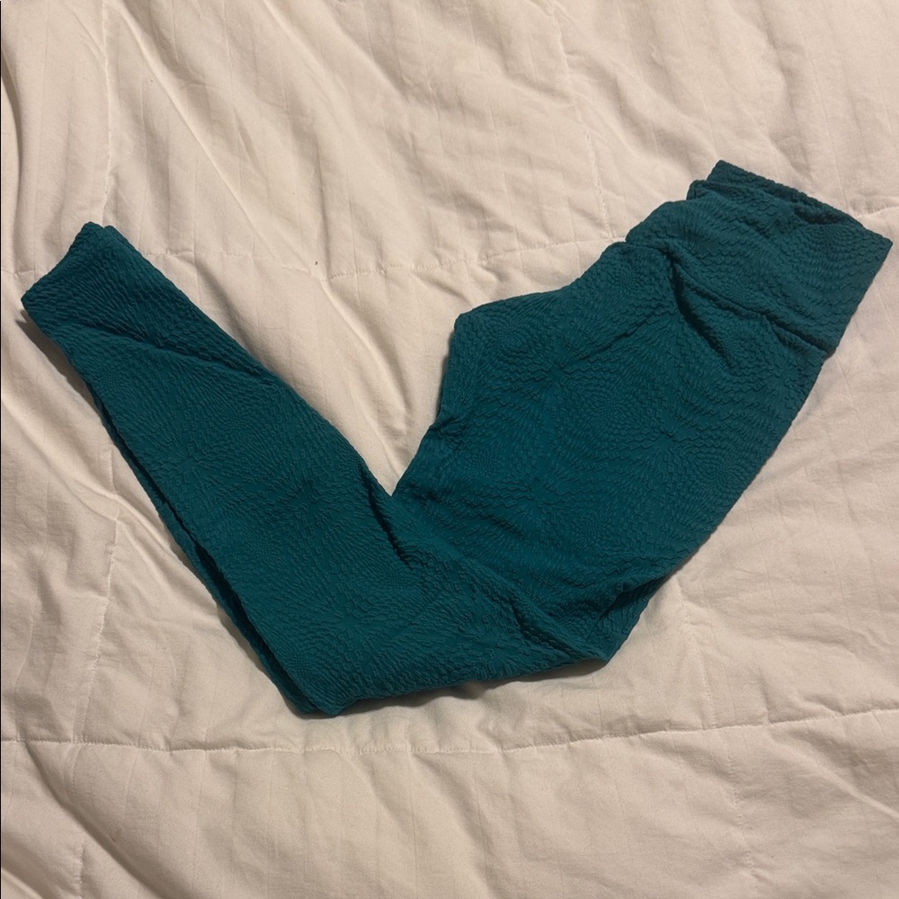 Booty by Brabants Teal Textured Leggings - Picture 1 of 7